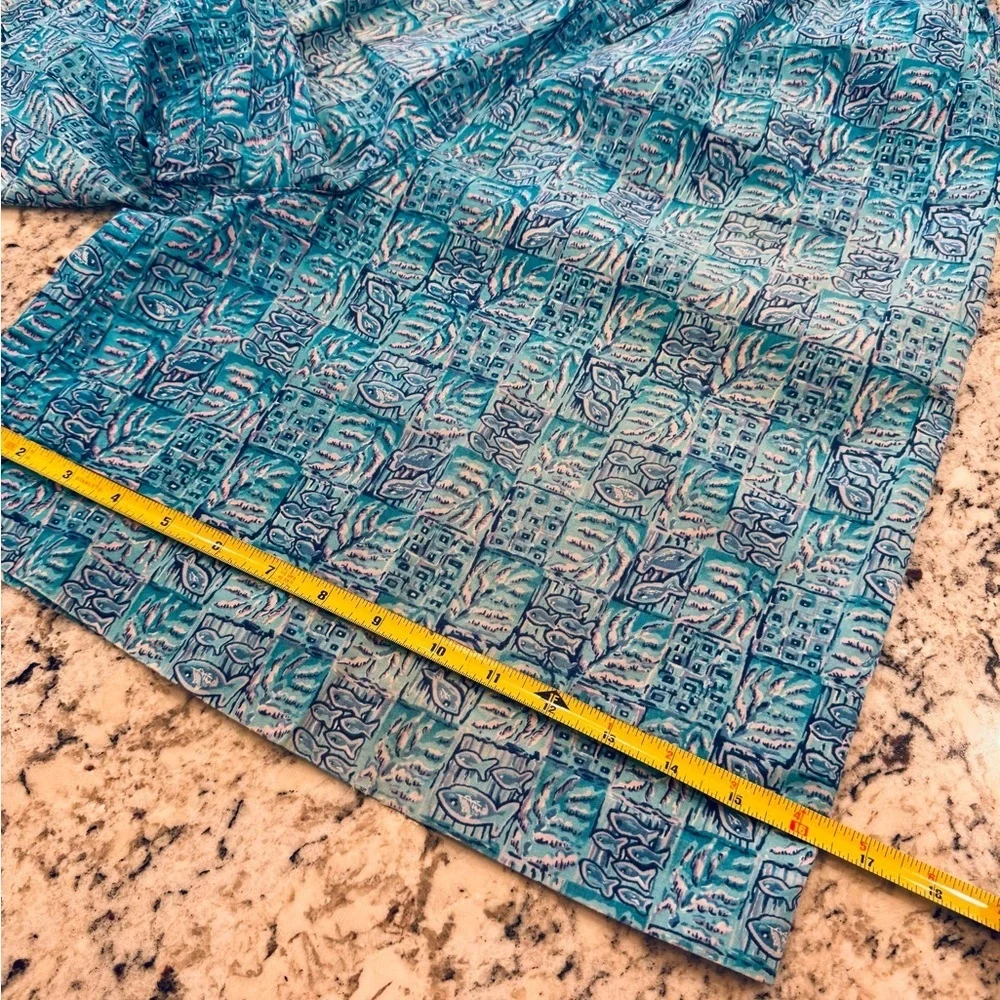 L.L.Bean Printed Elastic Waist Shorts Blue Green Fish Pattern Size Medium